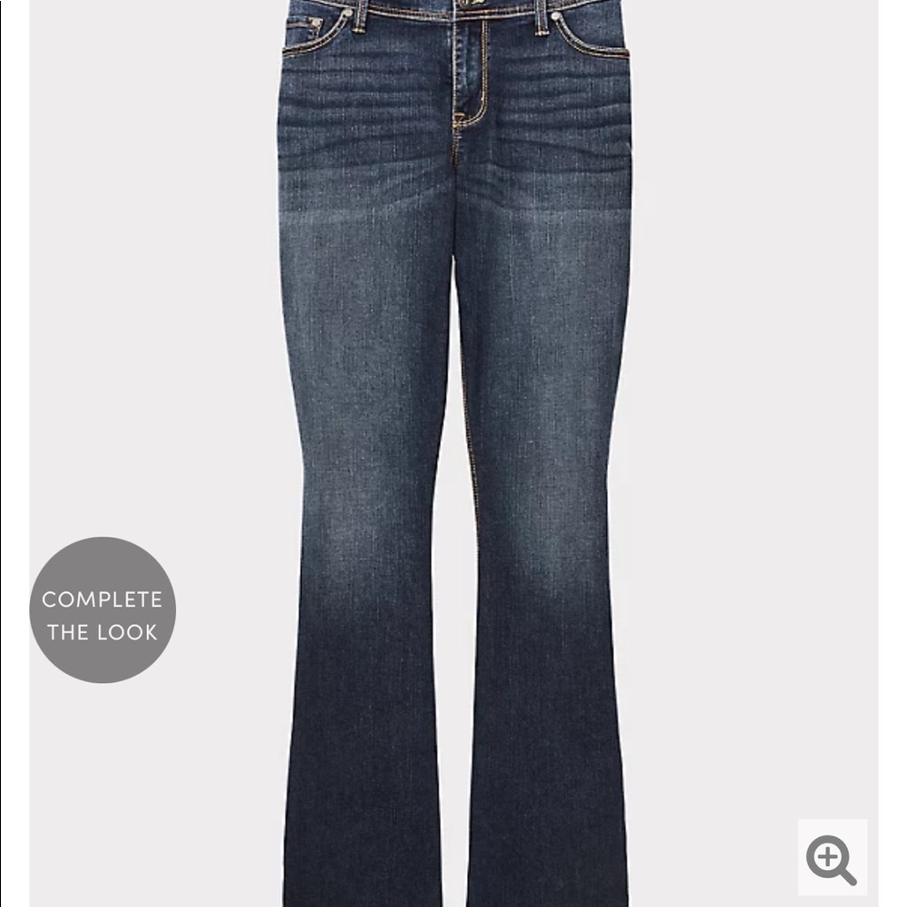 NWT Torrid Slim Bootcut Mid Rise Stretch Jean - Picture 1 of 14